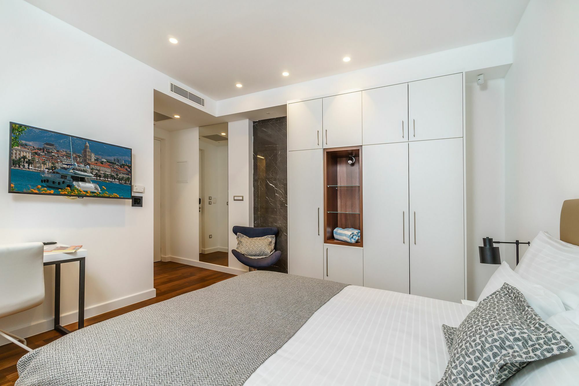 Rooms Oasis Life Split Kültér fotó